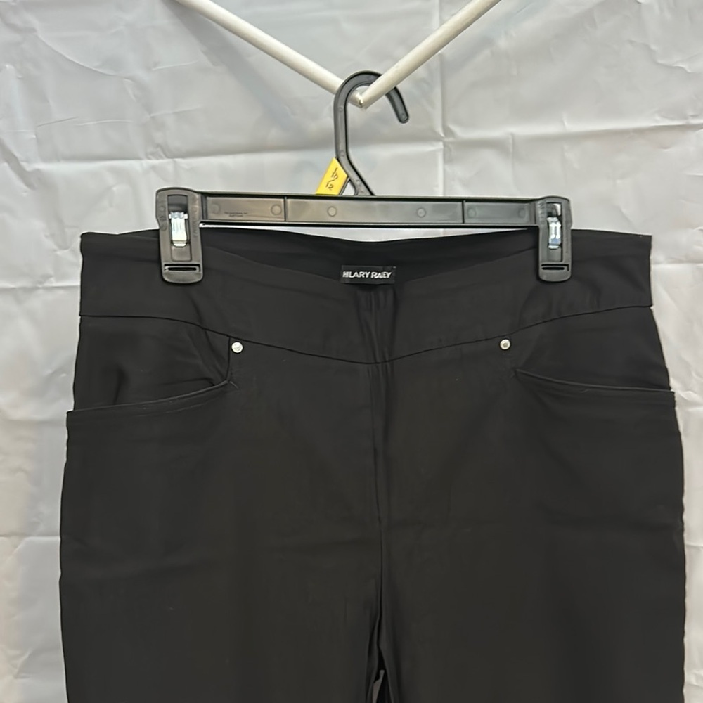 Hilary Radley Black Cropped stretch Ankle Pants size large - Picture 4 of 4